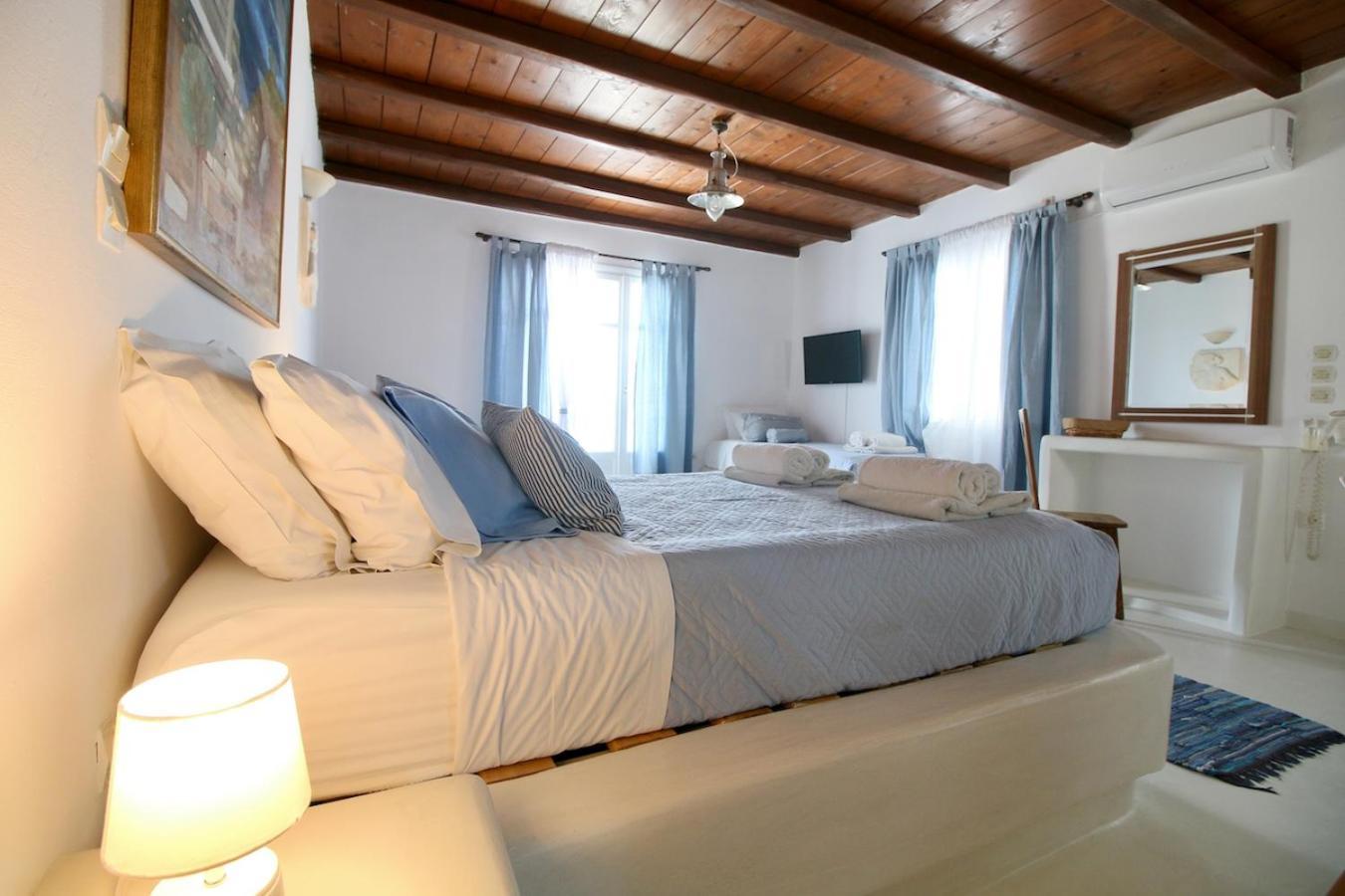 Blue Bay Heliolithos Hotel Parikia  Ngoại thất bức ảnh